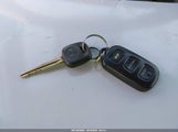 TOYOTA CAMRY LE JTDBE32K730221223 снимка