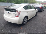 TOYOTA PRIUS THREE JTDKN3DU5E1764274 снимка
