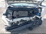 TOYOTA COROLLA LE 5YFBURHE7FP360950 снимка