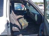 CHEVROLET SILVERADO 1500 LS 1GCEK19V81E168882 снимка
