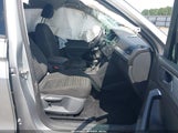 Volkswagen Tiguan 2.0T S 3VV0B7AXXNM080962 fotografie