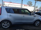 KIA SOUL + KNDJP3A55G7818322 снимка