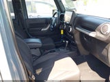 Jeep Wrangler Unlimited Sahara 1C4HJWEG0EL310499 fotografie