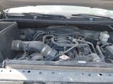 Toyota Tundra Sr5 5.7L V8 5TFDW5F18JX740580 снимка