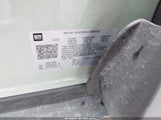 CHEVROLET TRAX FWD ACTIV KL77LKE29RC184276 снимка