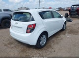 Chevrolet Sonic Lt Auto 1G1JC6SH1F4195747 снимка
