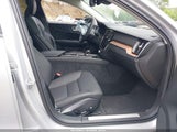 VOLVO V60 CROSS COUNTRY B5 PLUS YV4L12WK4S2149577 fotografie