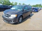 Dodge Grand Caravan Sxt 2C4RDGCG8JR162706 снимка