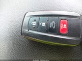TOYOTA RAV4 XLE JTMW1RFV0KD502114 снимка