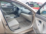 TOYOTA CAMRY LE 4T1BF3EK0BU148014 снимка
