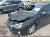 Hyundai Elantra Se 5NPD74LF2KH417565 снимка