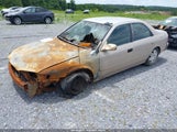 Toyota Camry Le 4T1BG22K8YU990250 photo