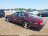 LINCOLN TOWN CAR SIGNATURE 1LNHM81V47Y633480 photo