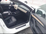 Tesla Model 3 Rear-Wheel Drive 5YJ3E1EAXPF513726 снимка