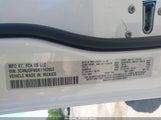 Jeep Compass Latitude Lux Fwd 3C4NJDFN8RT142657 photo