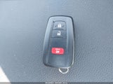 TOYOTA PRIUS LE JTDKARFU4K3094339 снимка