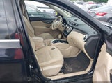 NISSAN ROGUE SV 5N1AT2MV0FC854096 снимка