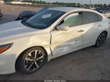 Nissan Altima 2.5 Sr 1N4AL3AP5JC271120 fotografie