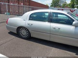 LINCOLN TOWN CAR SIGNATURE LIMITED 1LNHM82WX6Y623767 снимка