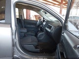 JEEP COMPASS SPORT FWD 1C4NJCBA5HD147204 снимка