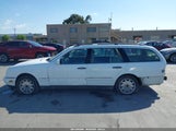MERCEDES-BENZ E 320 AWD WDBJH82F7WX011301 снимка