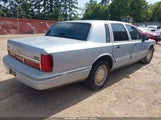 LINCOLN TOWN CAR SIGNATURE 1LNLM82W4VY603913 fotografie