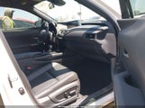 LEXUS UX 200 JTHX3JBH3L2029076 снимка