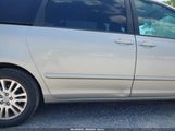 TOYOTA SIENNA XLE 5TDYK4CC8AS301320 снимка