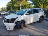 TOYOTA HIGHLANDER XLE 5TDKZRFH6JS534716 снимка