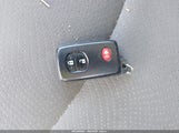 Toyota Prius Two JTDKN3DUXE0360098 снимка
