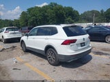 VOLKSWAGEN TIGUAN 2.0T SE/2.0T SEL/2.0T SEL R-LINE/2.0T SEL R-LINE BLACK 3VV3B7AX9KM194511 снимка
