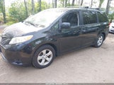 TOYOTA SIENNA LE V6 5TDKK3DC6BS139753 снимка