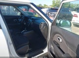 KIA SOUL + KNDJP3A52H7417408 снимка