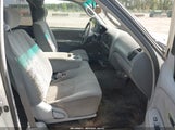 TOYOTA TUNDRA SR5 V8 5TBRT3412YS003034 fotografie