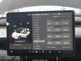Tesla Model Y Standard Range Rear-Wheel Drive 5YJYGDED6MF103805 photo