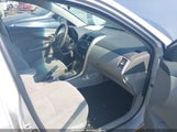 TOYOTA COROLLA LE 2T1BU4EE8AC474794 fotografie