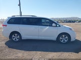 Toyota Sienna Le V6 8 Passenger 5TDKK3DC9ES506441 fotografie