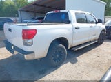 Toyota Tundra Base 4.7L V8 5TFET541X8X021793 photo