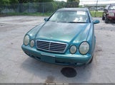 MERCEDES-BENZ CLK 320 WDBLJ65G6WF038243 fotografie