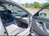 TOYOTA CAMRY LE 4T1BE46K78U237868 снимка