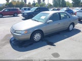 TOYOTA CAMRY LE JT2BG22K1W0259516 photo