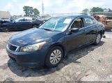 HONDA ACCORD 2.4 LX 1HGCP2F38AA121409 снимка