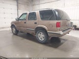 CHEVROLET BLAZER LS 1GNDT13W8V2223968 снимка