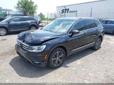 VOLKSWAGEN TIGUAN 2.0T SE/2.0T SEL/2.0T SEL R-LINE/2.0T SEL R-LINE BLACK 3VV2B7AX6KM007401 photo