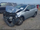 TOYOTA RAV4 LE JTMBFREV7JJ250802 снимка