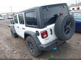 Jeep Wrangler 4Xe Willys 4Xe 1C4RJXN66RW130563 fotografie