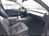 Tesla Model Y Long Range Dual Motor All-Wheel Drive 7SAYGAEE8SF241546 fotografie