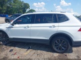 Volkswagen Tiguan 2.0T Se 3VV3B7AX2NM042400 photo