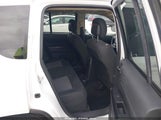 Jeep Compass Sport 1C4NJCBA4GD681664 снимка