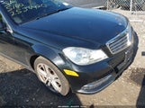 Mercedes-Benz C 300 Luxury 4Matic/Sport 4Matic WDDGF8AB8EG253812 fotografie
